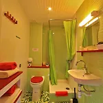 Le Marais Restaurant Au Petit Challandais 2*