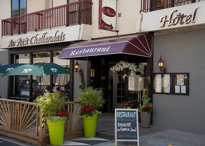 Hotel Le Marais Restaurant Au Petit Challandais Challans