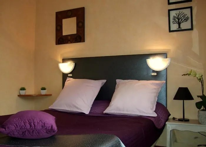 Hotel Le Marais Restaurant Au Petit Challandais Challans