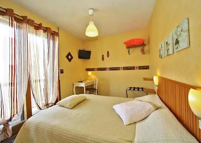 Hotel Le Marais Restaurant Au Petit Challandais