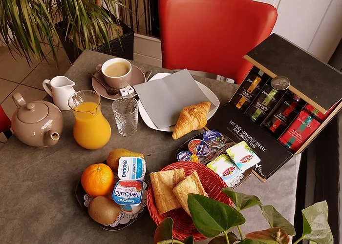 Hotel Le Marais Restaurant Au Petit Challandais